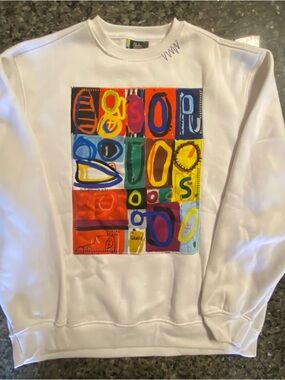Men's White Crewneck Sweater with Colorblock Graphic